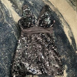 Gray sequins mini evening shirt sleeve dress